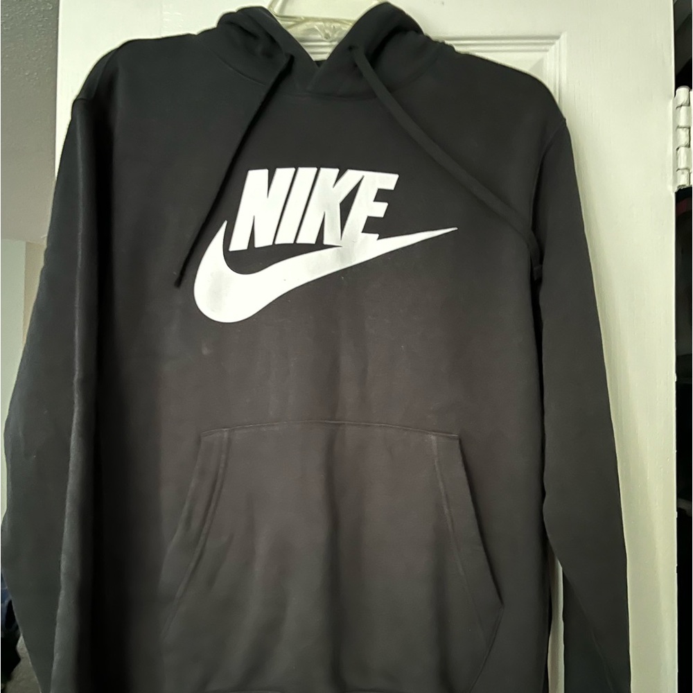 Nike men’s hoodie